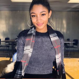 Meet your Posher, Hannah